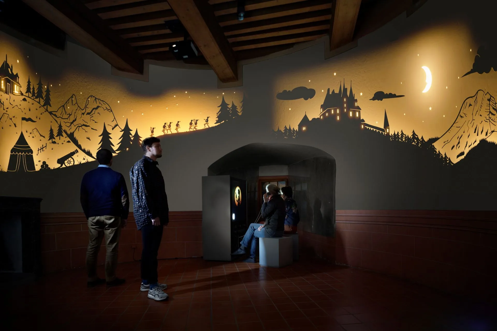 Images de installation interactive réalisée pour Château de Gruyère - la Salle de Légende permet de choisir et de lancer des récits légendaires gruériens mis en image par les frères Sam et Fred Guillaume 01