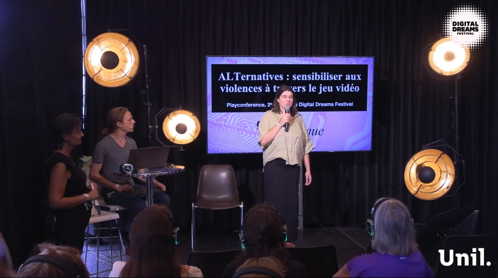 Un résumé de partie de jeu vidéo Anna 1971 à partager entre élèves